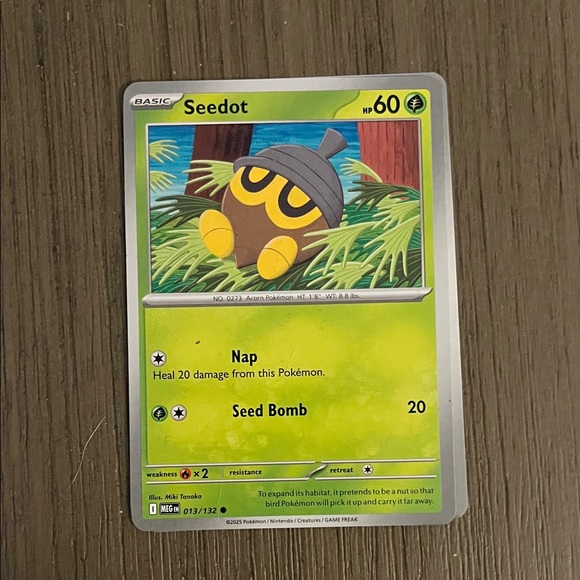 Pokemon Other - Pokemon Seedot Card with Yellow and Brown Design